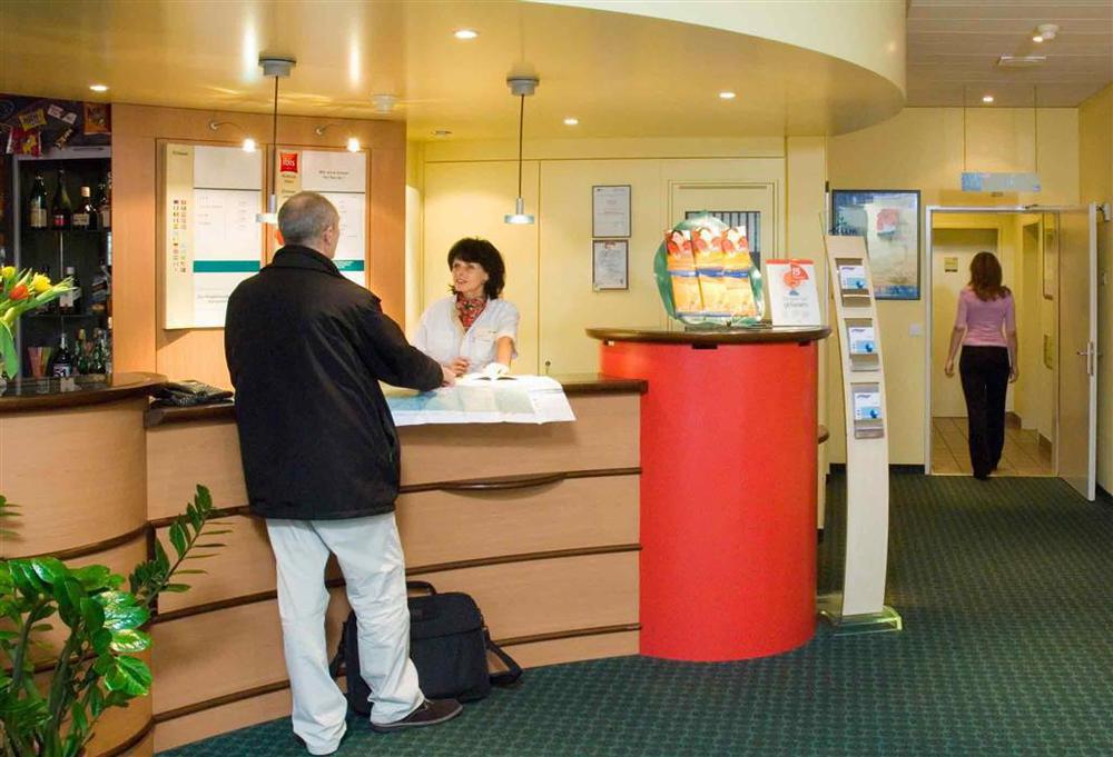 B&B Hotel Rothrist Olten 外观 照片